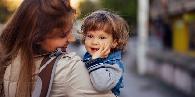 Wie wir reagieren, wenn unsere Kids auf andere Leute zeigen