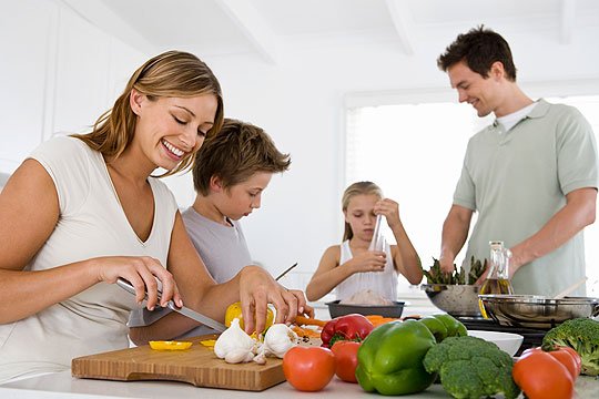 Rituale für Kinder: Gemeinsam kochen