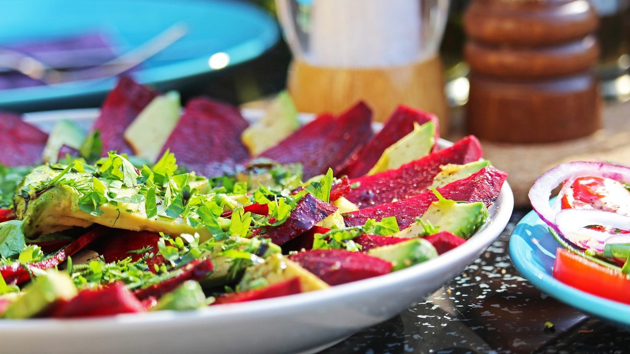 Rote Bete kann nach der Fermentation als Salat auf den Tisch kommen.