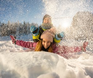 11 super Ideen für Familienfotos im Winter