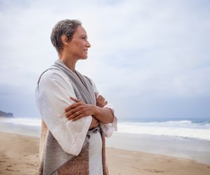 Wechseljahre Symptome: Typische Anzeichen für die Menopause in den verschiedenen Phasen