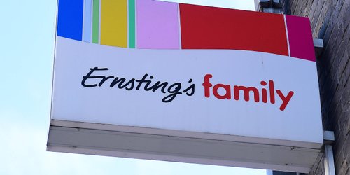 Tischdeko zum Verlieben: Der niedliche Teller in Herzform bei Ernsting's family