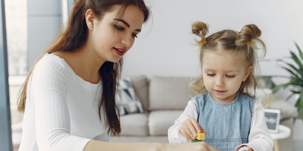 Ab wann darf man babysitten? Das sind die Voraussetzungen