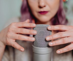 Was bedeutet ASMR? Das steckt hinter dem YouTube-Video-Trend