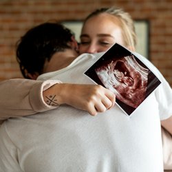 7 Ideen, wie Männer ihre schwangere Partnerin unterstützen können
