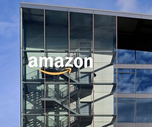 Funktion trifft Stil – die Bambus-Sitzbank von Amazon für Küche, Flur und Schlafzimmer