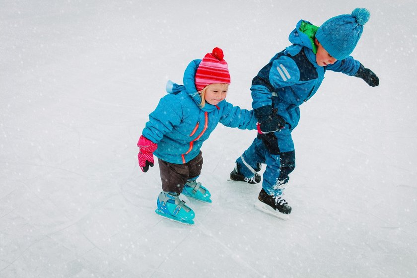 Kindergeburtstag auf der Eisbahn