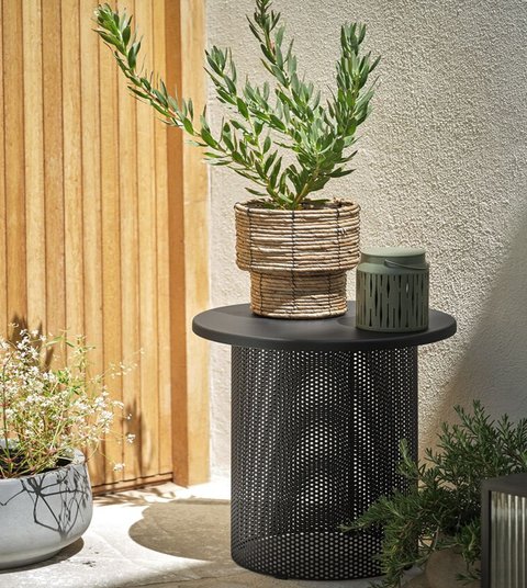 Diese 13 Deko-Produkte von Jysk verwandeln deinen Balkon in eine  Chill-Out-Lounge