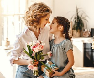 Muttertags­sprüche: Klassisch-liebevolle Sprüche nur für Mama