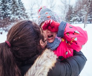 12 gute Gründe, warum Winter mit Kindern echt daneben ist