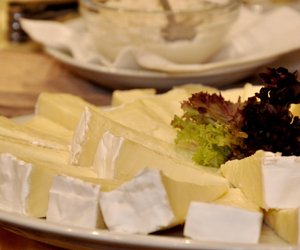 Ist Brie in der Schwangerschaft erlaubt? Das gilt für den Käse
