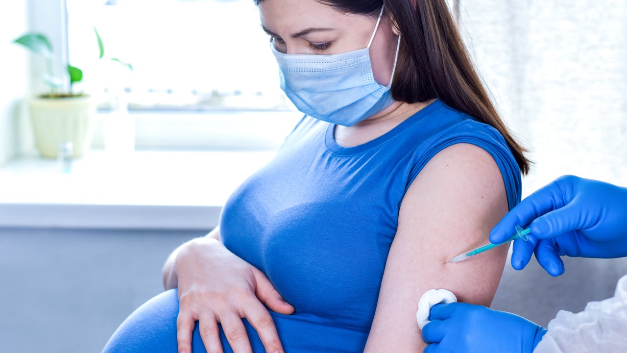 Corona Impfung Schwangerschaft Studie Säugling geschützt