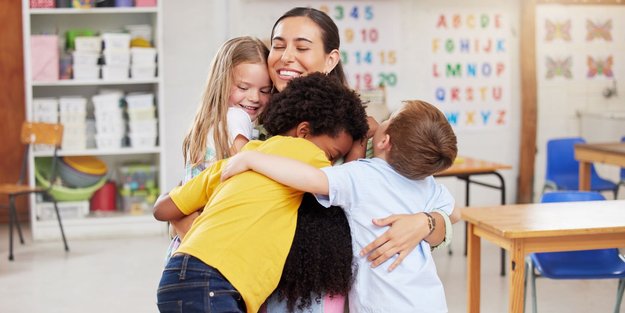 Wenn die Erzieherin den Kindergarten verlässt & was das für Kinder bedeutet