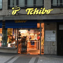 Cuddly Sweater für kühle Sommertage: In diesen Tchibo-Hoodie kuschelt sich Hermine Granger am liebsten ein