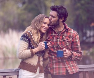 Schon fertig mit Staffel 2 von „Nobody Wants This“? 6 weitere Wohlfühl-Serien für deine Watchlist!