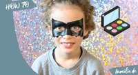 Batman schminken: So wird euer Kind zum geflügelten Superhelden