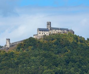 Seit dem Mittelalter kaum verändert: Diese Burg zeugt von vergangenen Zeiten