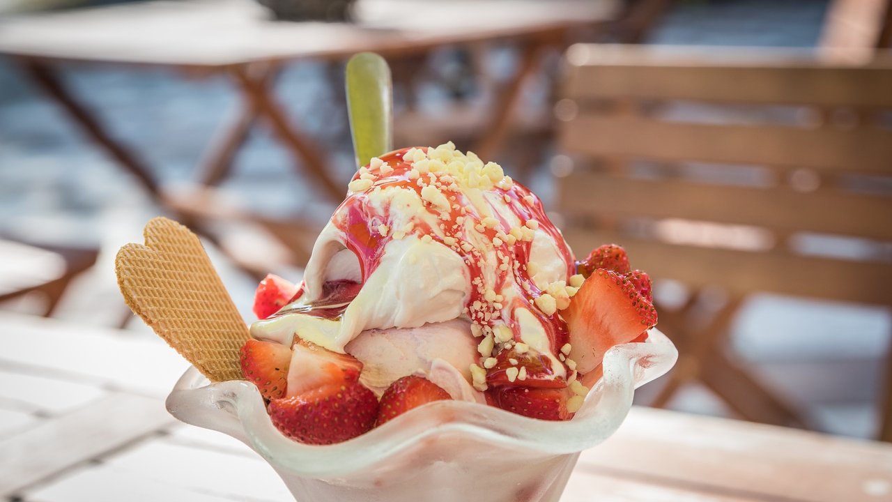 Ob Eiscreme oder Gelato: Erfrischendes Eis geht im Sommer immer.