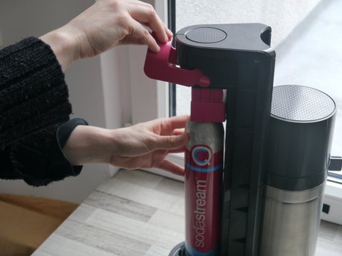 SodaStream DUO im Test: Lohnt sich das Sprudeln zuhause? Frag Mutti