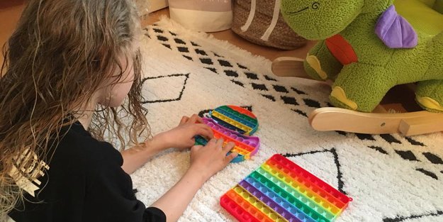 Push Pop: Das sind unsere 8 liebsten Spielideen rund ums Pop-it
