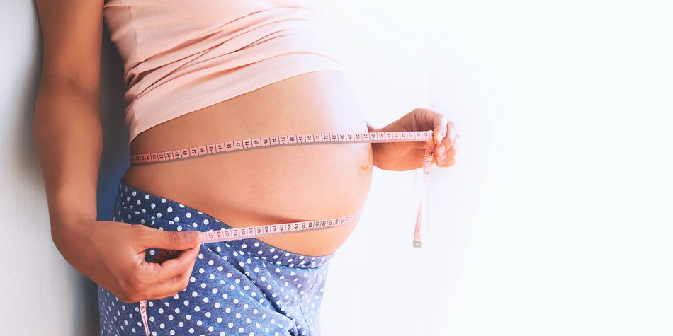 Bauchumfang Schwangerschaft: So groß wird die Babykugel