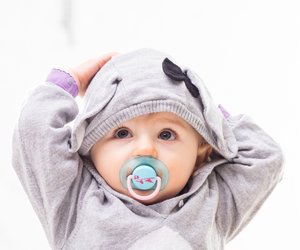 Schnuller abkochen: Die richtige Hygiene für Babys Liebling