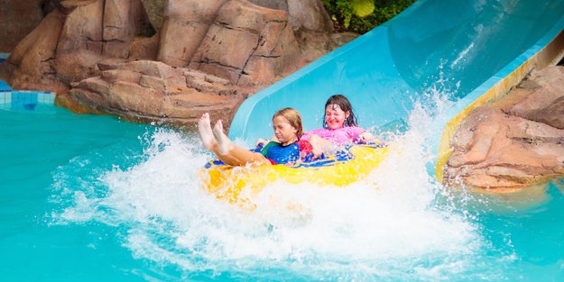 Familienurlaub-Hacks, die wir jetzt brauchen: 7 Killer-Tipps gegen Urlaubs-Streit