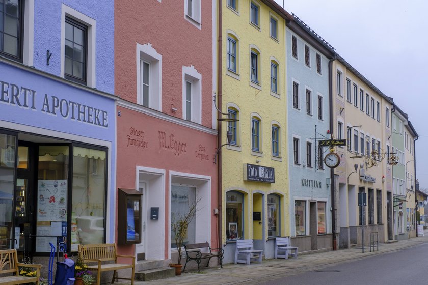 Marktstrasse, Teisendorf, Rupertiwinkel, Oberbayern, Bayern, Deutschland, Europa Marktstrasse, Teisendorf, Rupertiwinkel, Upper Bavaria, Bavaria, Germany