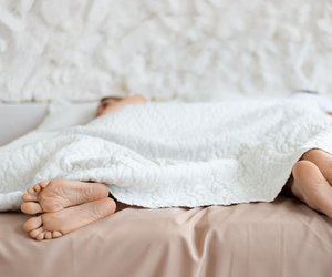 Getrennte Schlafzimmer: Warum das gut für eure Beziehung sein kann