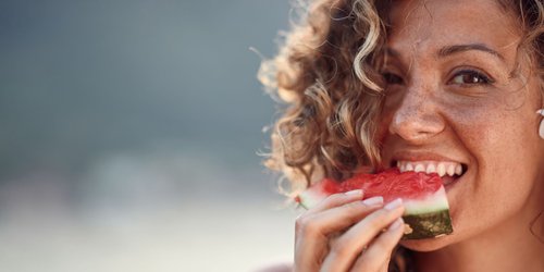 Schwanger bei Sommer-Hitze: 10 Tipps, wie du jetzt mit Babybauch cool bleibst