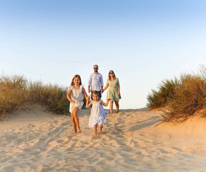 Familienfotos am Strand: Süße Ideen für bleibende Erinnerungen