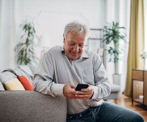 Höflich oder nervig? 7 Boomer-Gewohnheiten, die jüngere Generationen in den Wahnsinn treiben