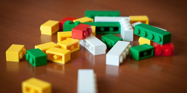 Langeweile? Hier sind 12 einfache Idee, was du HEUTE noch aus deinen Lego-Steinen bauen kannst