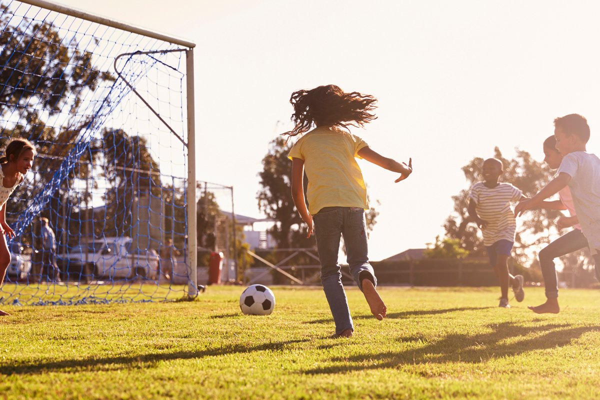 Sport Fur Kinder So Kommen Die Kleinen In Bewegung Familie De