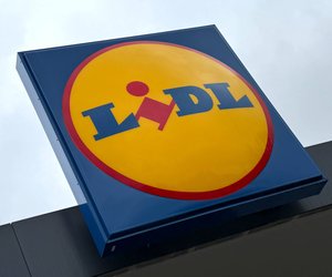 Lidl verkauft leistungsstarke Elektro-Kettensäge zum Sparpreis – ideal für Gartenarbeiten