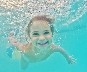 Schwimmen lernen: Ab wann geht das & braucht man dazu unbedingt Schwimmlehrer?