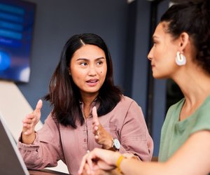 Psychologie: 7 clevere Sätze, die Sticheleien sofort beenden