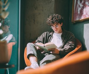 15 Taschen‑Sachbücher, die gerade bei DER SPIEGEL ganz oben stehen – welches verändert dein Leben?