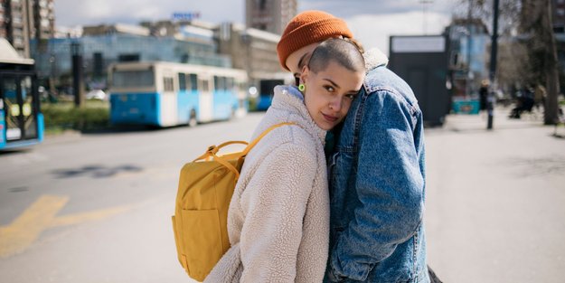 Psychologie: 8 Zeichen, an denen du erkennst, ob er mehr fühlt, als er zeigt