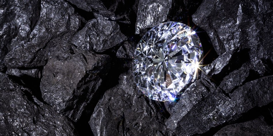 Wie entsteht ein Diamant? – Ein kostbarer Schatz aus der Erde