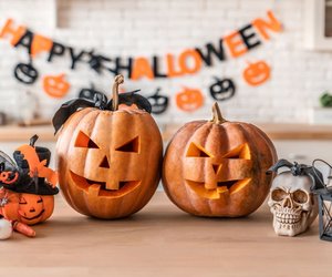 Schaurige Halloween-Deko: Bei Rossmann gibt es jetzt coole LED Echtwachs-Kürbisse im Set