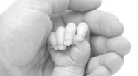 Stille Geburt: Ein totes Baby auf die Welt bringen