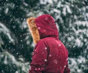 Wann und wie oft muss die Winterjacke in die Waschmaschine? Daran erkennst du es