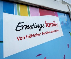 Fürs Freibad oder Fitnessstudio: Das kleine Sporthandtuch von Ernsting's family passt in deine Tasche