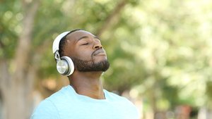 Bluetooth-Kopfhörer-Test 2025: Die 21 besten In- und Over-Ear-Modelle