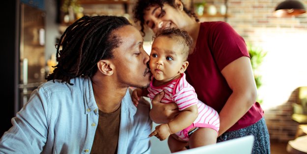 Mütterrente III: Warum die nächste Reform Mamas & Papas von erwachsenen Kindern freut – und warum sie trotzdem umstritten ist