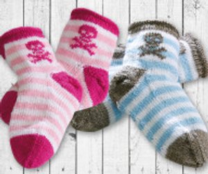 Kindersocken mit Piratenmotiv stricken