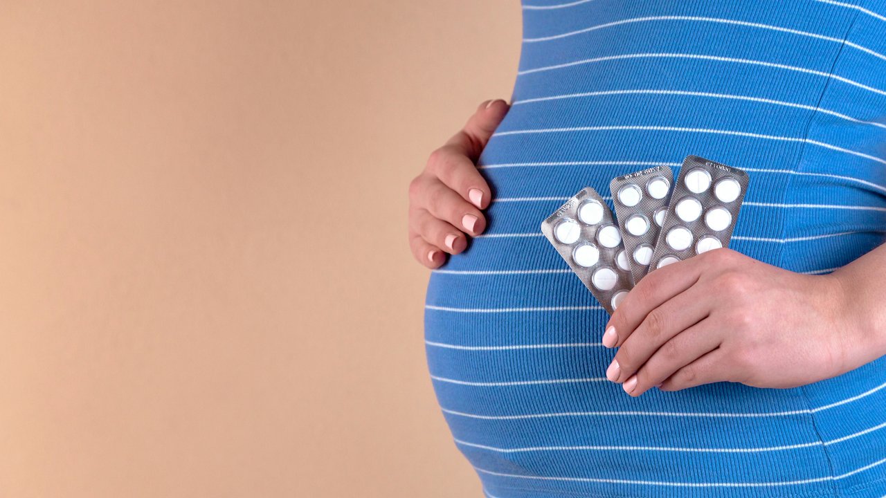 In der Schwangerschaft ist jede Selbstmedikation ein großes Risiko. 