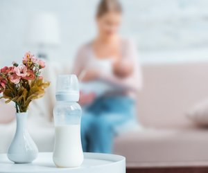 Kuhmilch fürs Baby: Dürfen Babys Milch trinken?