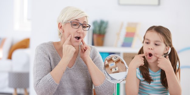 Stottern bei Kindern: So unterstützt ihr eure Kleinen beim flüssigeren Sprechen